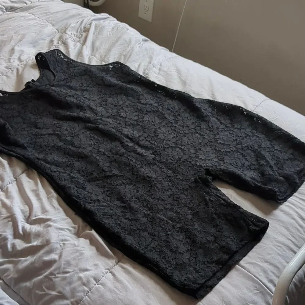 Lace body suit